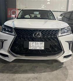 لێکزس LX